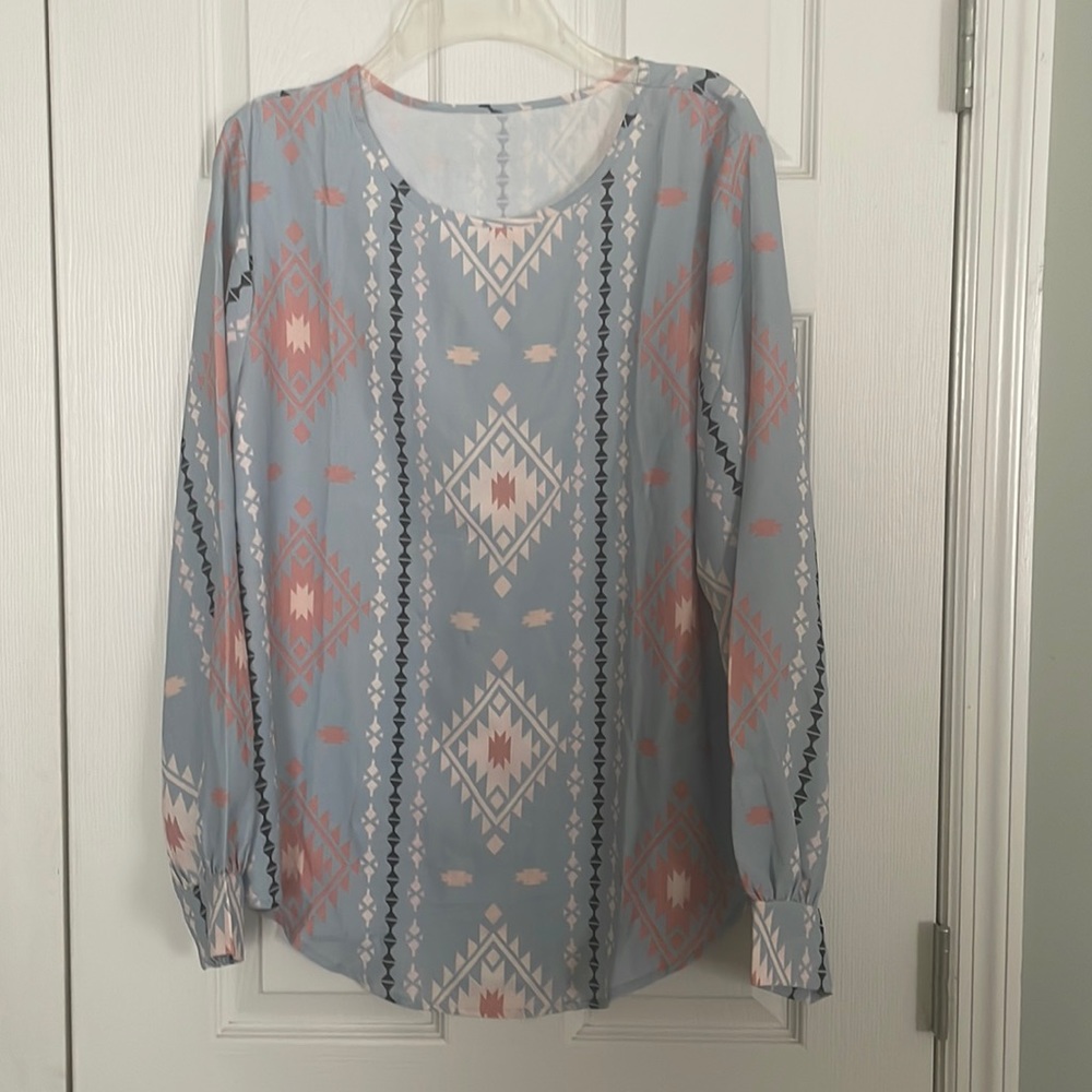 Women’s XL sky blue blouse